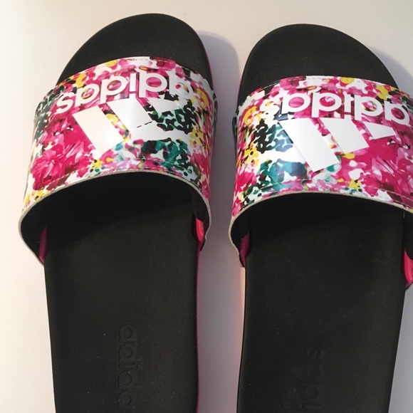 adidas Shoes - Adidas Sandals Like new! Worn once, EUC, comfy!